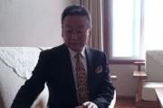娱乐吃瓜群众朱之文,从农民歌手到娱乐焦点，揭秘他的吃瓜人生